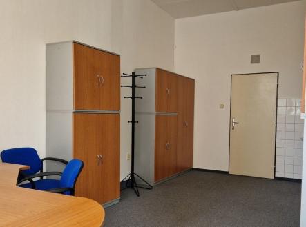 Pronájem - kanceláře, 27 m²