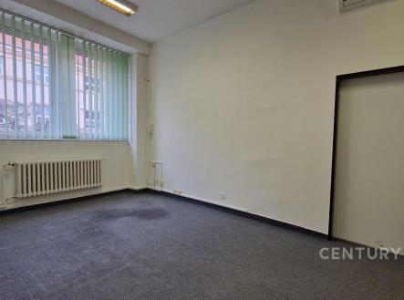 Pronájem kanceláře, 43 m²