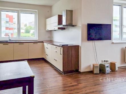 Pronájem bytu, 3+kk, 80 m²
