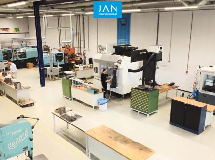 Prodej komerčního objektu, výroba, 800 m²