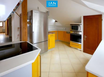 Pronájem bytu, 3+1, 120 m² obrázek