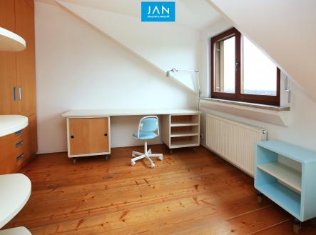 Pronájem bytu, 3+1, 120 m²