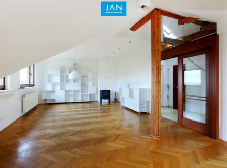 Pronájem bytu, 3+1, 120 m²