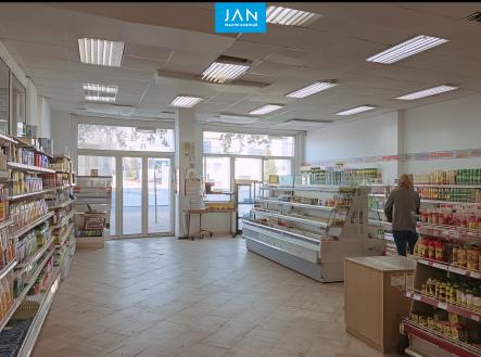 Prodej obchodní prostor, 1 200 m²