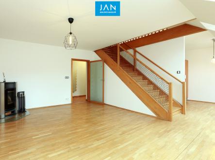 Pronájem bytu, 4+kk, 163 m²