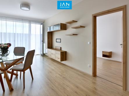 Pronájem bytu, 2+kk, 67 m²