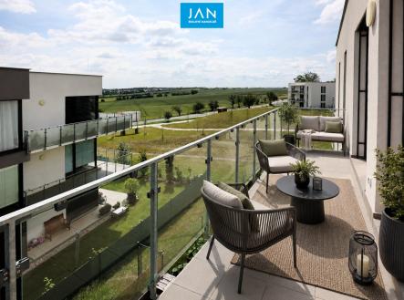 Pronájem bytu, 2+kk, 67 m²
