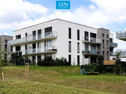 Pronájem bytu, 2+kk, 67 m²