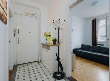 Pronájem bytu, 2+1, 58 m²