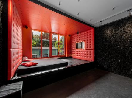 Pronájem bytu, 1+kk, 48 m²