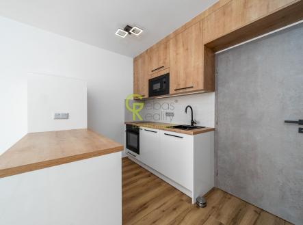 Pronájem bytu, 1+kk, 30 m²