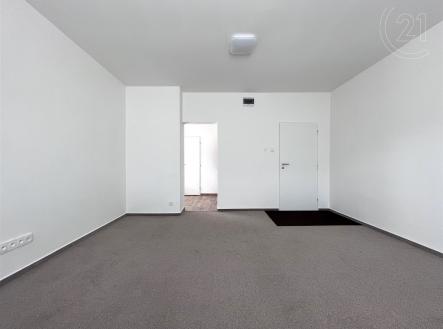 Pronájem bytu, 1+kk, 28 m²