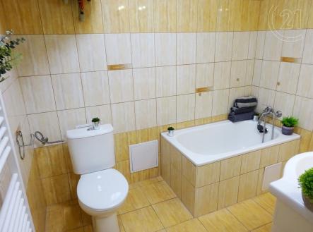 Pronájem bytu, 1+kk, 37 m²