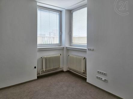 Pronájem - obchodní prostor, 51 m²