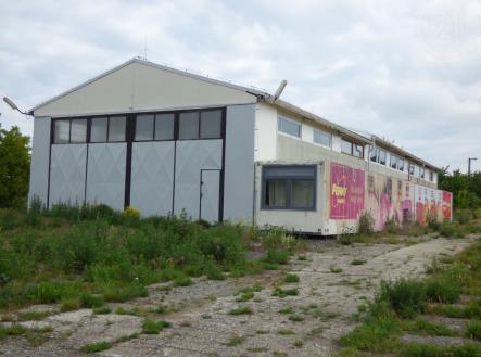 Pronájem - skladovací prostor, 388 m²