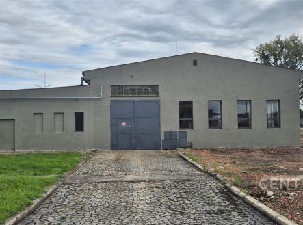 Pronájem výrobní prostor, 3 162 m²