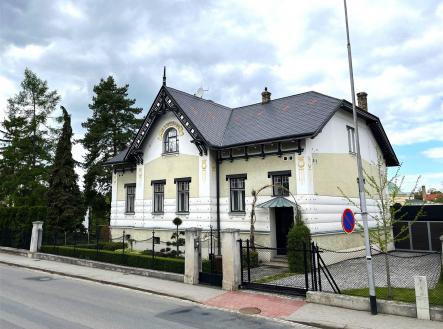 Prodej domu/vily, 297 m²