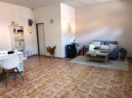 Pronájem obchodní prostor, 33 m²