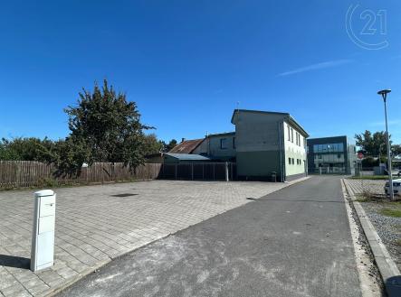 Prodej obchodní prostor, 251 m²