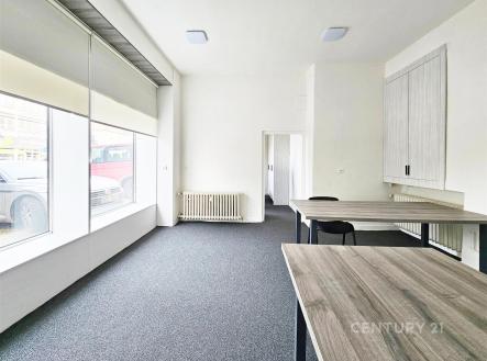 Pronájem obchodní prostor, 40 m²
