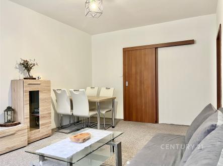 Pronájem bytu, 2+1, 55 m²