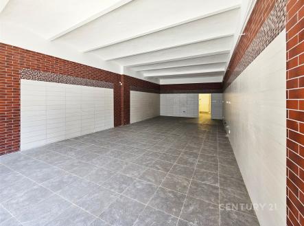 Pronájem obchodní prostor, 113 m²