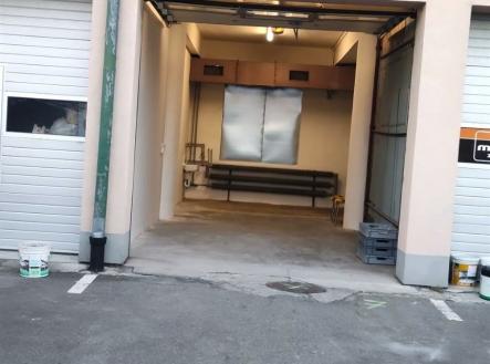 Pronájem skladovací prostor, 33 m²