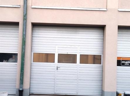 Pronájem skladovací prostor, 33 m²