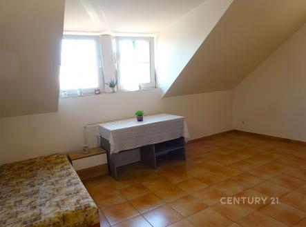 Pronájem bytu, 1+kk, 29 m²