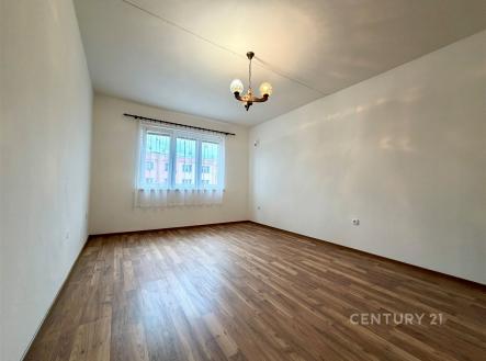 Pronájem bytu, 2+1, 70 m²