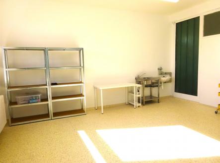 Pronájem kanceláře, 27 m²