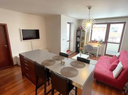 Prodej bytu, 3+kk, 95 m²