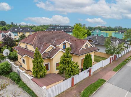 Prodej - dům/vila, 308 m² obrázek