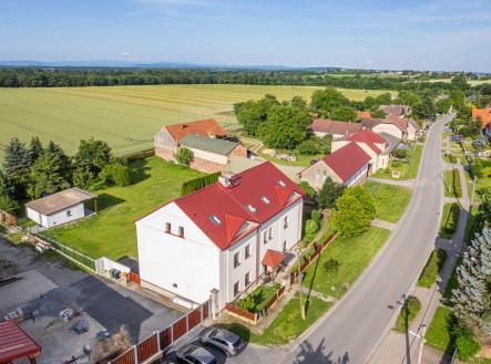 Prodej - nájemní dům, 660 m²