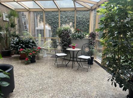 Pronájem kanceláře, 65 m²