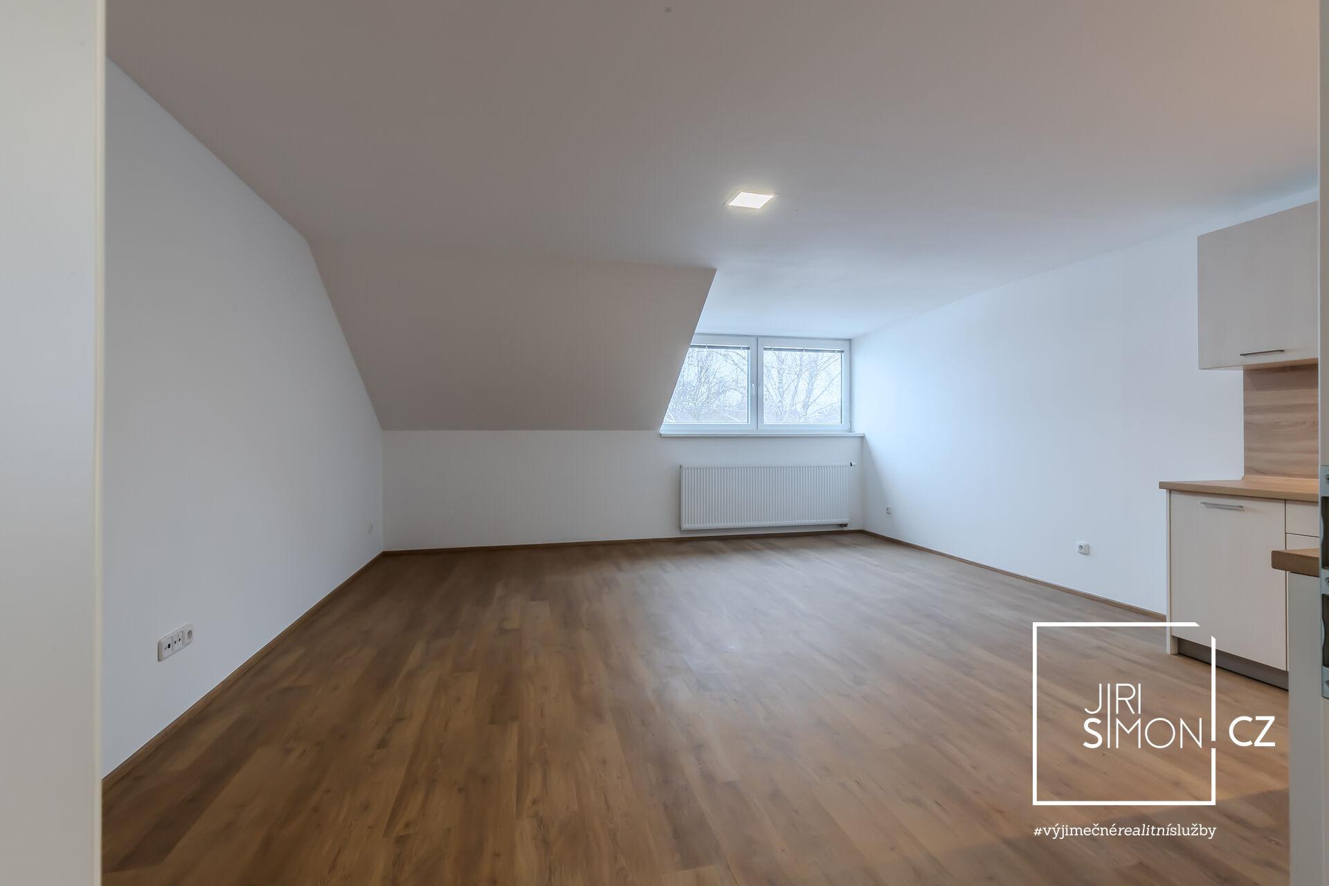 Pronájem bytu 1+kk, 40 m2 Nová Ves (Praha-východ)