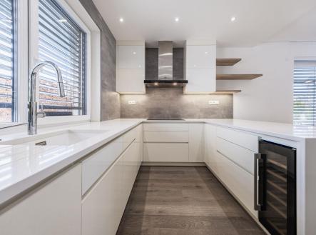 Pronájem domu/vily, 157 m²