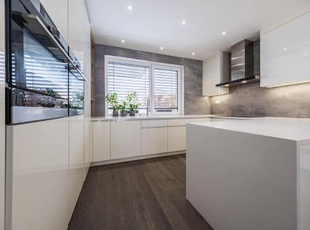 Pronájem domu/vily, 157 m²