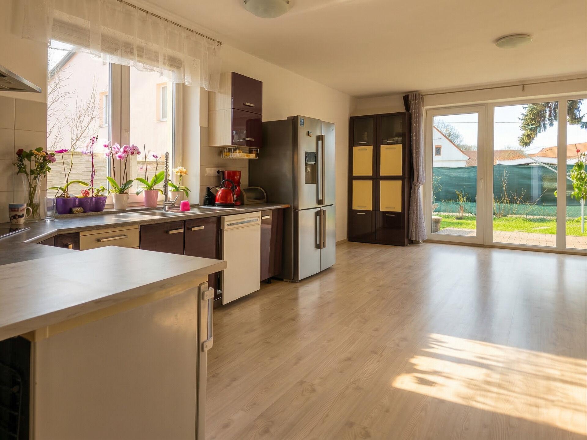 Řadový rodinný dům (2016) 105 m2, pozemek 281 m2