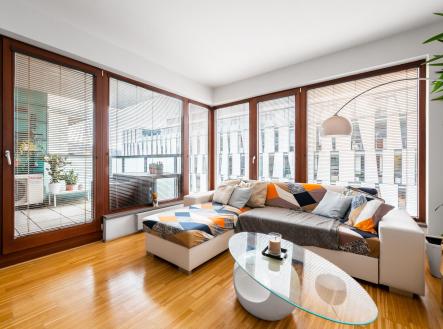 Pronájem bytu, 2+kk, 60 m²