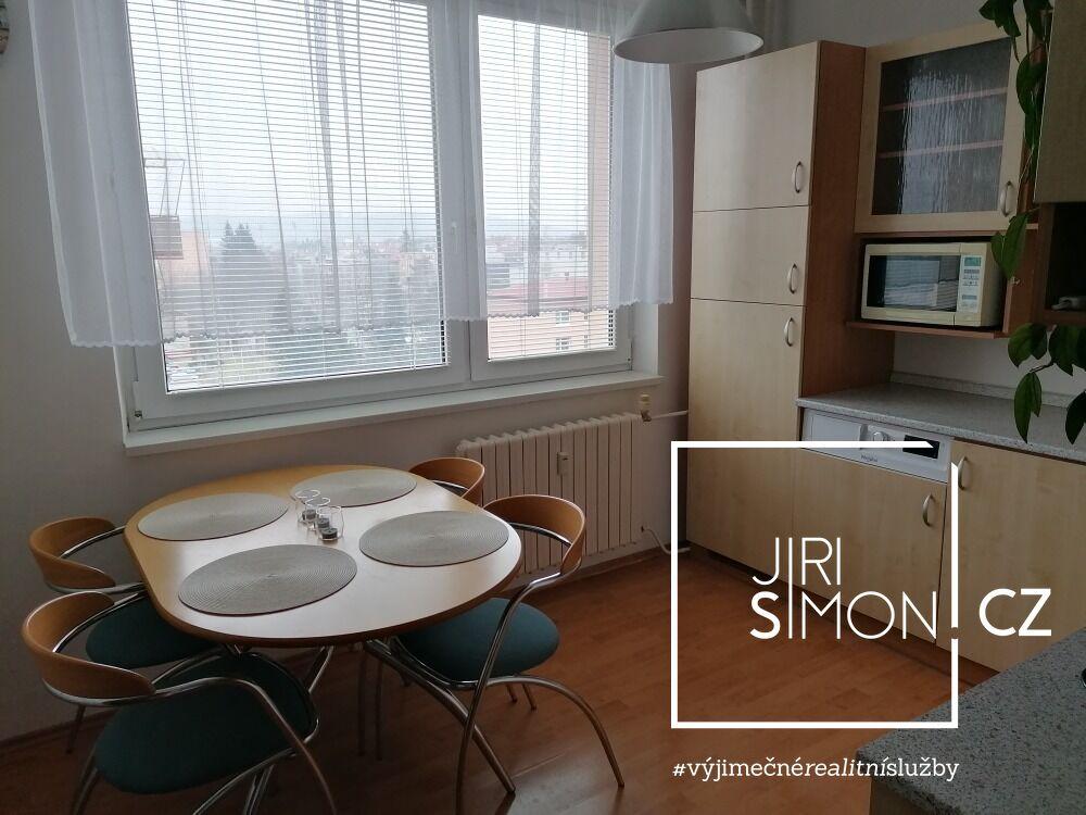 Dlouhodobý pronájem bytu 2+1 58m2 s lodžií