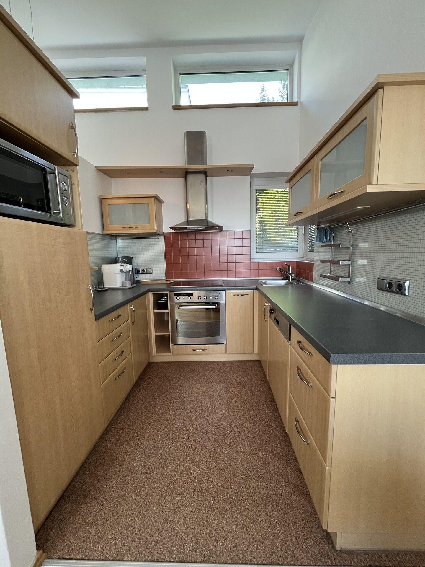 Pronájem bytu 2+kk, Křížová, Praha 5 - Smíchov