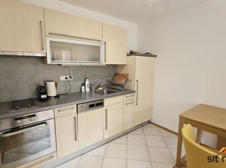 Pronájem bytu, 1+kk, 32 m²