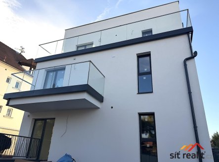 Prodej bytu, 3+kk, 96 m²