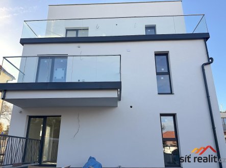 Prodej bytu, 3+kk, 96 m²