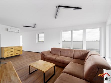 Prodej bytu, 3+kk, 179 m²