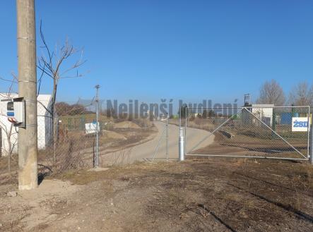 Pronájem pozemku pro komerční výstavbu, 800 m²