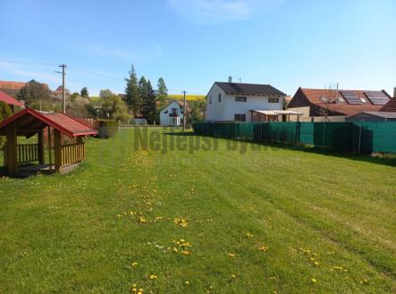 Prodej pozemku pro bydlení, 1 275 m² obrázek