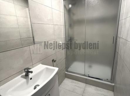 Pronájem bytu, 1+kk, 33 m²