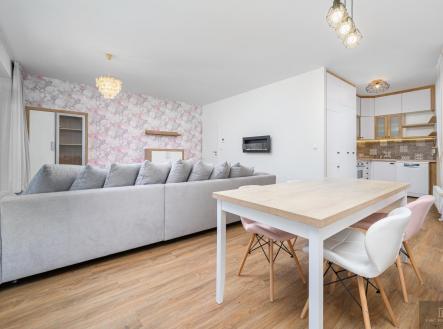 Pronájem bytu, 2+kk, 67 m²